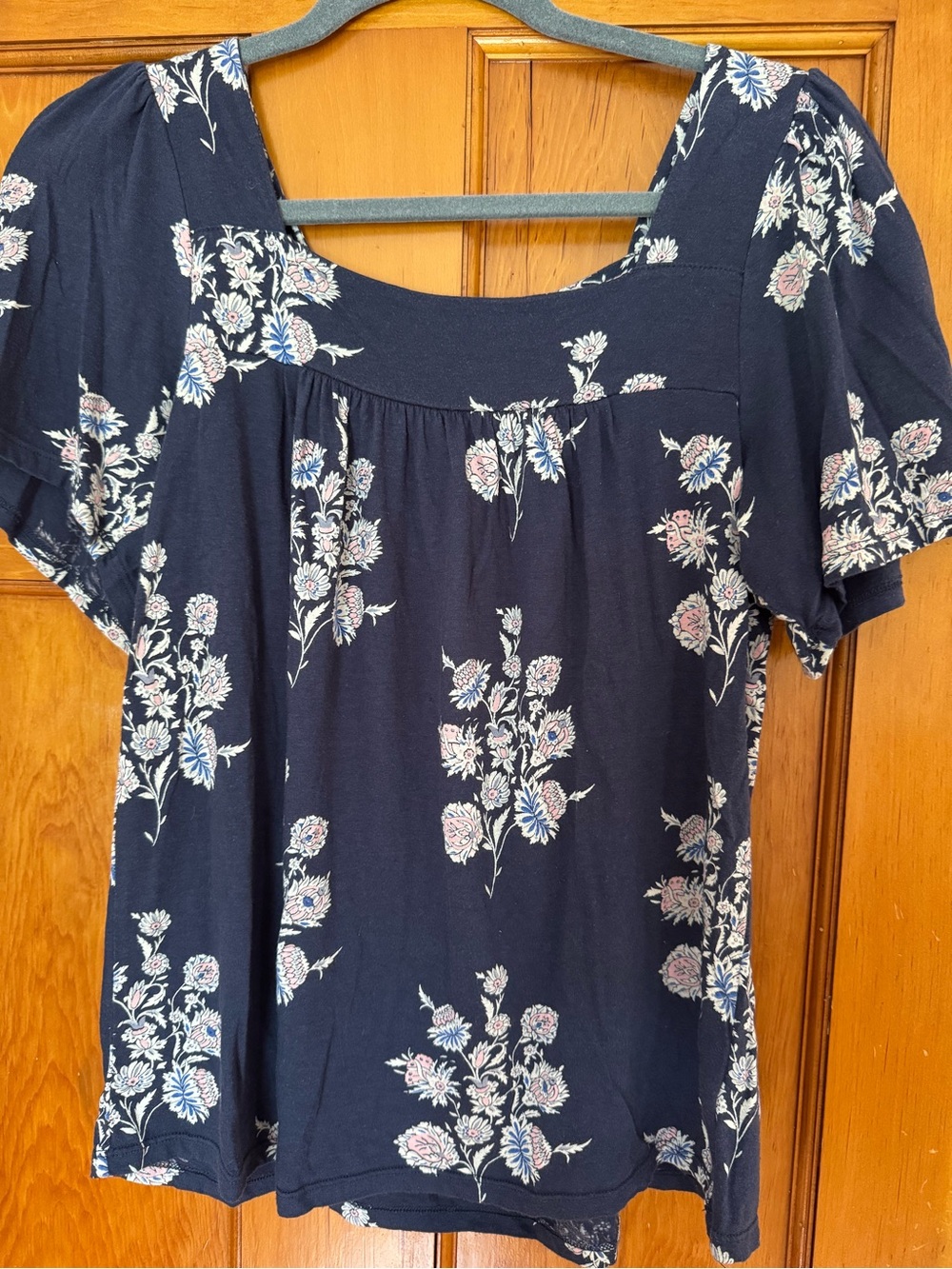 Lucky Brand Floral Navy Short-Sleeve Women’s Top